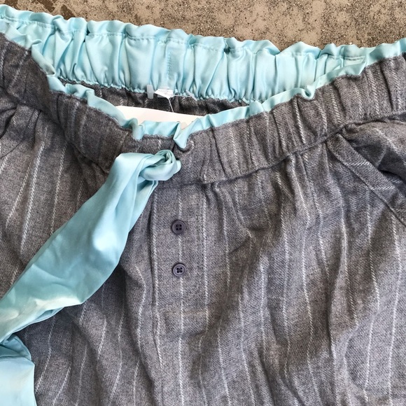 Flannel Striped Lounge Pants - Picture 2 of 4